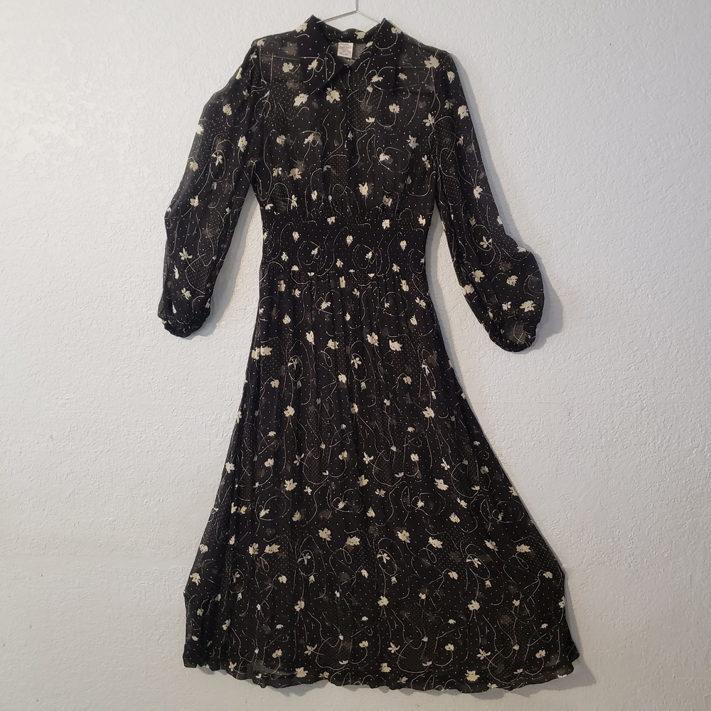 Baum und Pferdgarten Sheer Whimsigoth Floral Midi Dress Smocked Waist Size 10 - Picture 2 of 10
